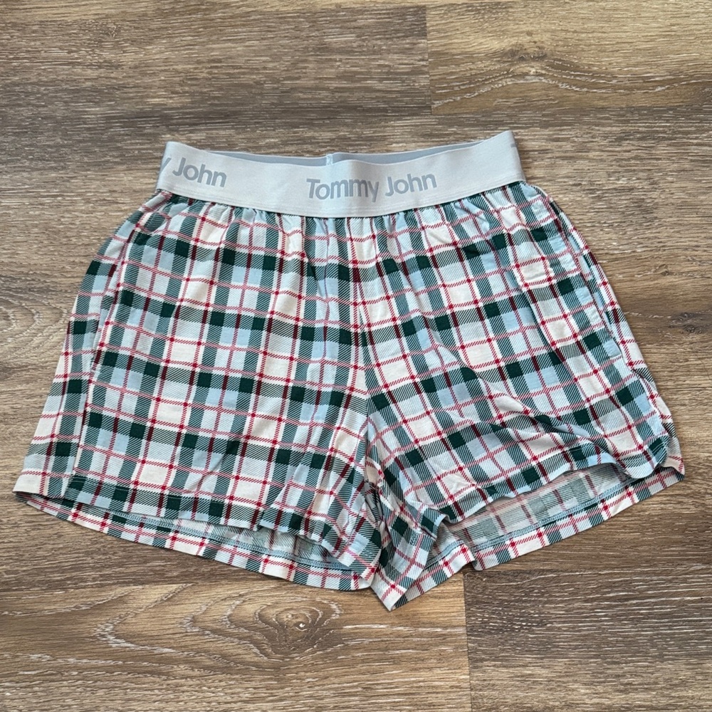 Tommy John Women's Second Skin Sleep Short Plaid - Green and Red